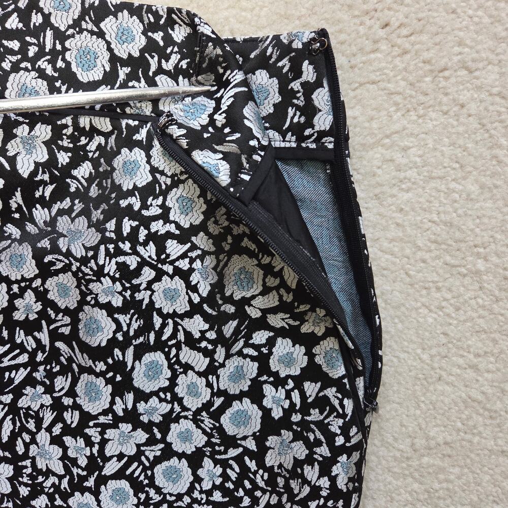Ann Taylor Loft 2 Jacquard Floral Straight Pencil Mini Skirt Blue, Silver Black - Picture 4 of 11